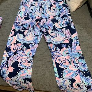 Never worn Lilly pants